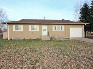 401 Davis St N, Burlington, ND 58722