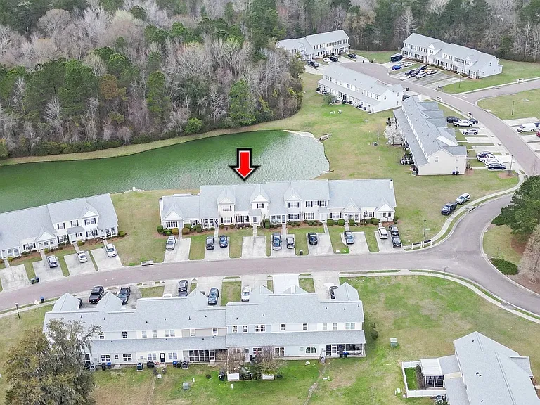 110 Black River Dr — Photo 8
