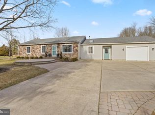 14 Shenandoah Ln, Southampton, NJ 08088