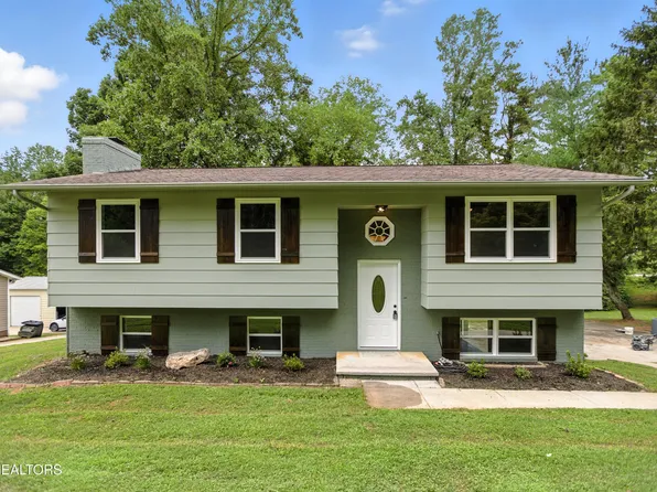 1545 Johnathan Dr, Louisville, TN 37777