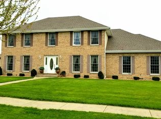 512 Cambridge Ln, Shorewood, IL