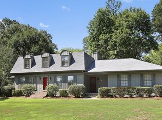 3832 Finger Creek Dr, Lilburn, GA 30047
