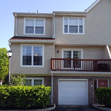 3rd image of 965 Westgate Dr S #8222