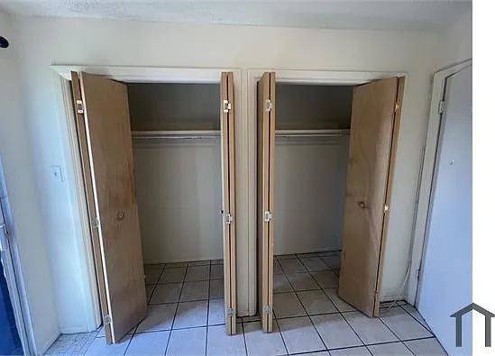 545 Palomas Dr SE #B — Photo 23