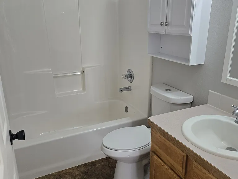 3206 Santa Fe Ave — Photo 13