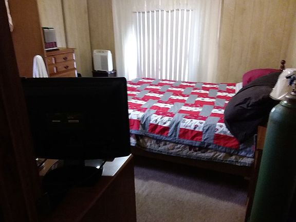 5th image of 101 Concord Pl
