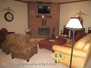 5th image of 8007 Oxford Dr