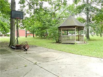 4th image of 4015 Klintilloch Ct