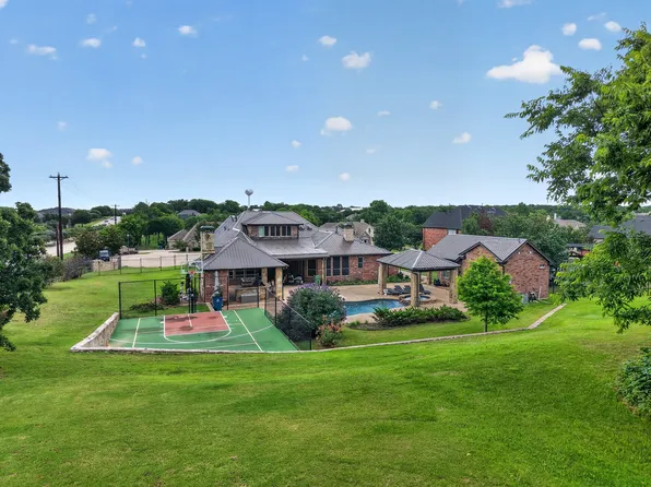 102 W Carruth Ln, Double Oak, TX 75077