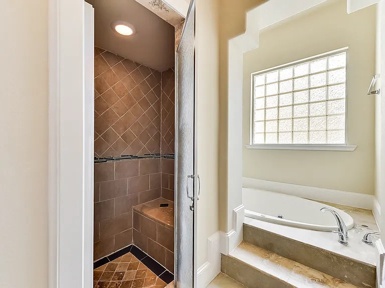 5956 Lewis St — Photo 11