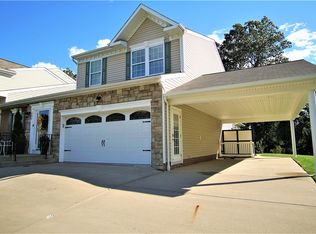 200 Cherry Bark Dr, Natrona Heights, PA