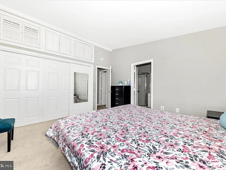 9215 McCarty Rd — Photo 15