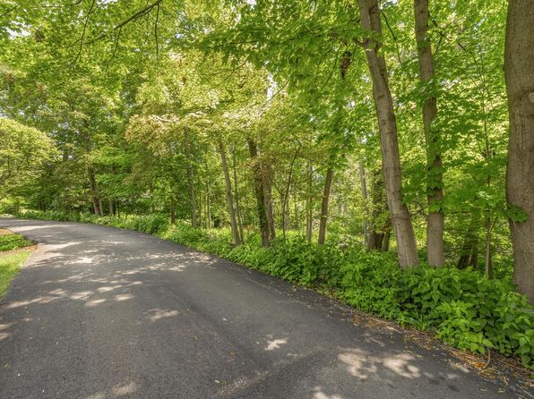 LT23 North LOWER GARDENS ROAD, Fontana, WI 53125