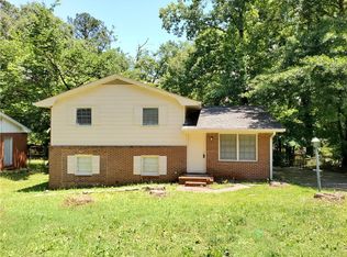 6464 Rabun Rd, Morrow, GA 30260