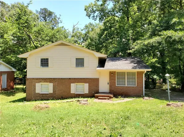 6464 Rabun Rd, Morrow, GA 30260