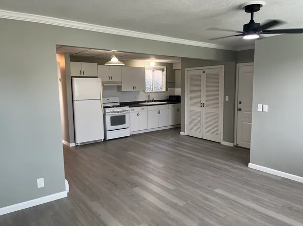(undisclosed Address), Cheektowaga, NY 14225