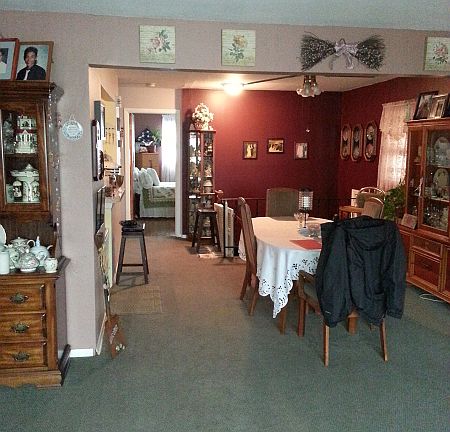 4th image of 12 Romar Ave