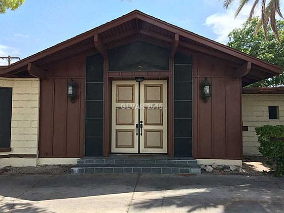 2nd image of 2421 Sherman Pl