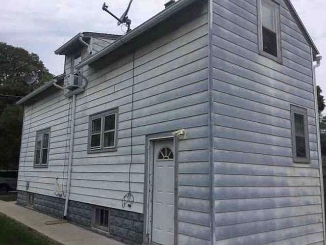 2nd image of 1229 Terrace Ave