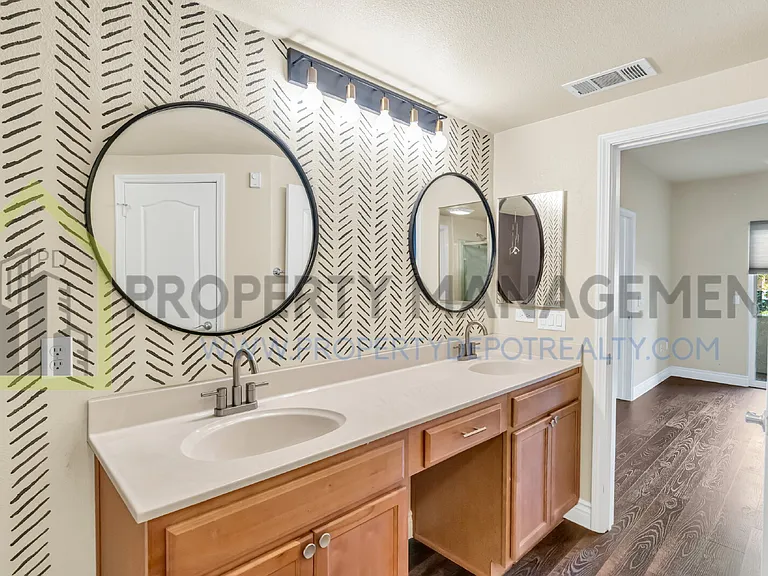 5501 Mezereon Ln — Photo 27