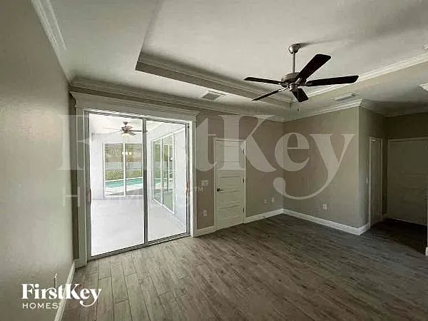 4099 Carver St — Photo 8