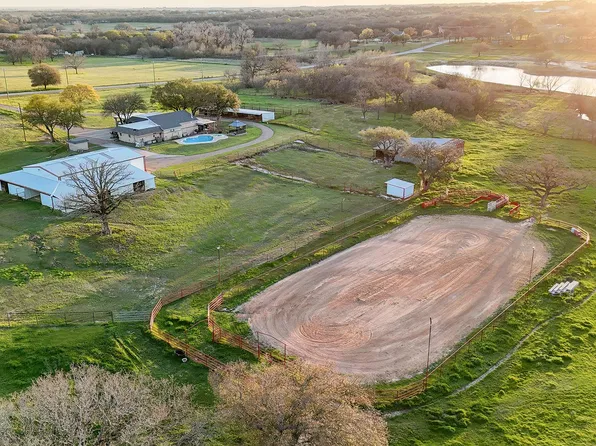 304 Scarlett Rd, Weatherford, TX 76087