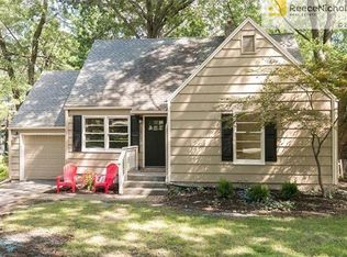 6801 Roe Ave, Prairie Village, KS 66208