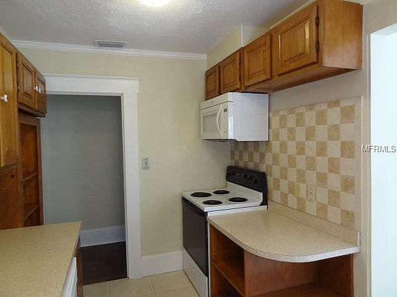 4th image of 2936 Lynnhurst St