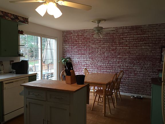 4th image of 3617 Wildwood Dr