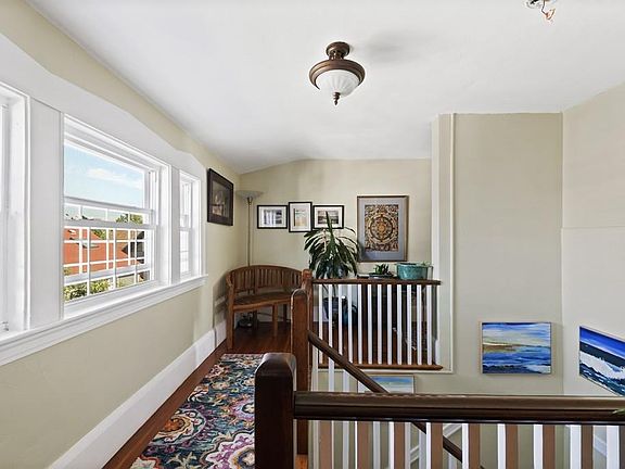 4th image of 7B Lynn Shore Dr #31