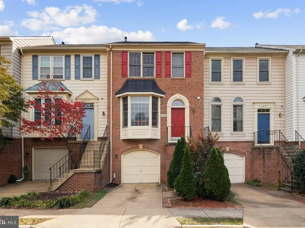 46899 Rabbitrun Ter, Sterling, VA 20164