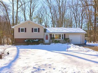 23 Laurel Ridge Rd, Tolland, CT 06084