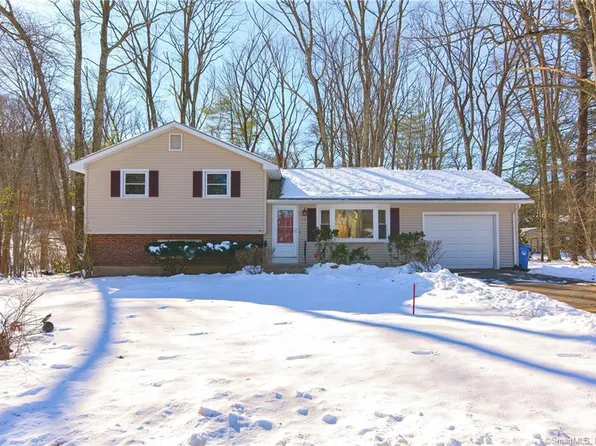 23 Laurel Ridge Road, Tolland, CT 06084