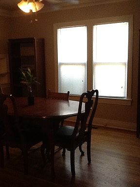 5th image of 1611 S Knoxville Ave
