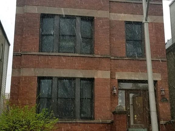 2nd image of 2025 W Shakespeare Ave #Coach