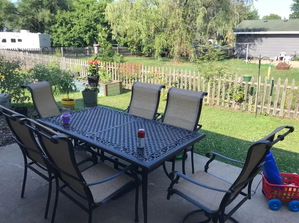 371 Monroe St, Prescott, WI 54021