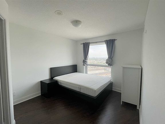 5th image of 135 Village Green Sq #2325