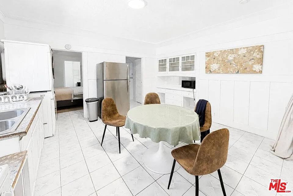 2 bed, 2.0 bath, 1500 sqft, $2,450 — Photo 4