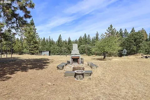 77427 Highway 216 — Photo 11