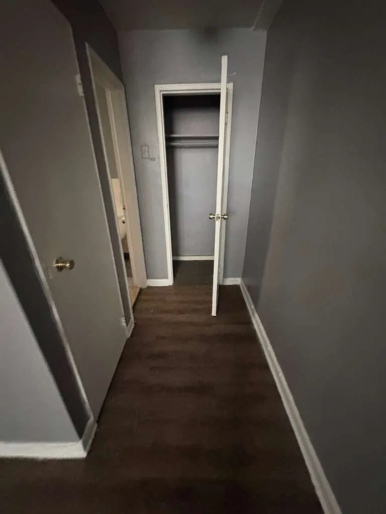79 Hopkins Pl — Photo 4