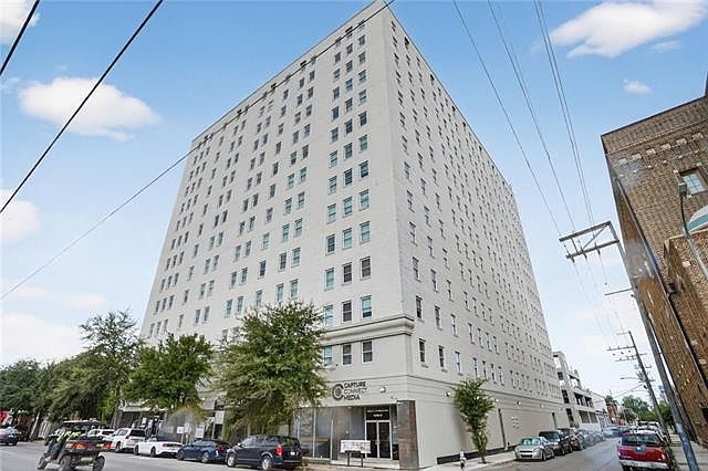 1st image of 1205 Saint Charles Ave APT 513