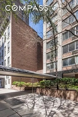 Sold by Compass | media 17