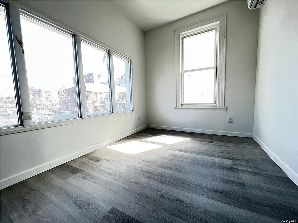 1st image of 4054 61st St #1