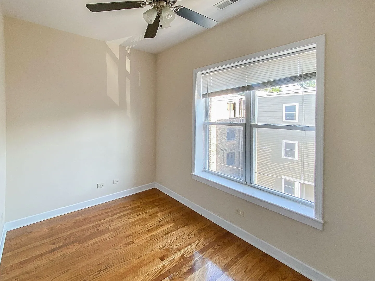 3629 N Pine Grove Ave — Photo 2