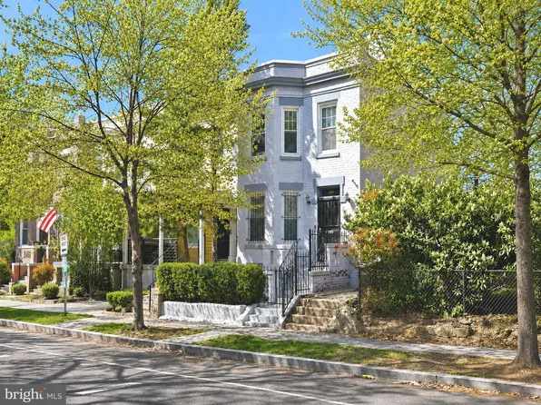1020 10th St NE, Washington, DC 20002