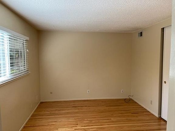 3rd image of 1624 Ixias Ct