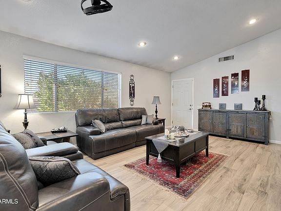 5th image of 4101 E SILVERWOOD Drive