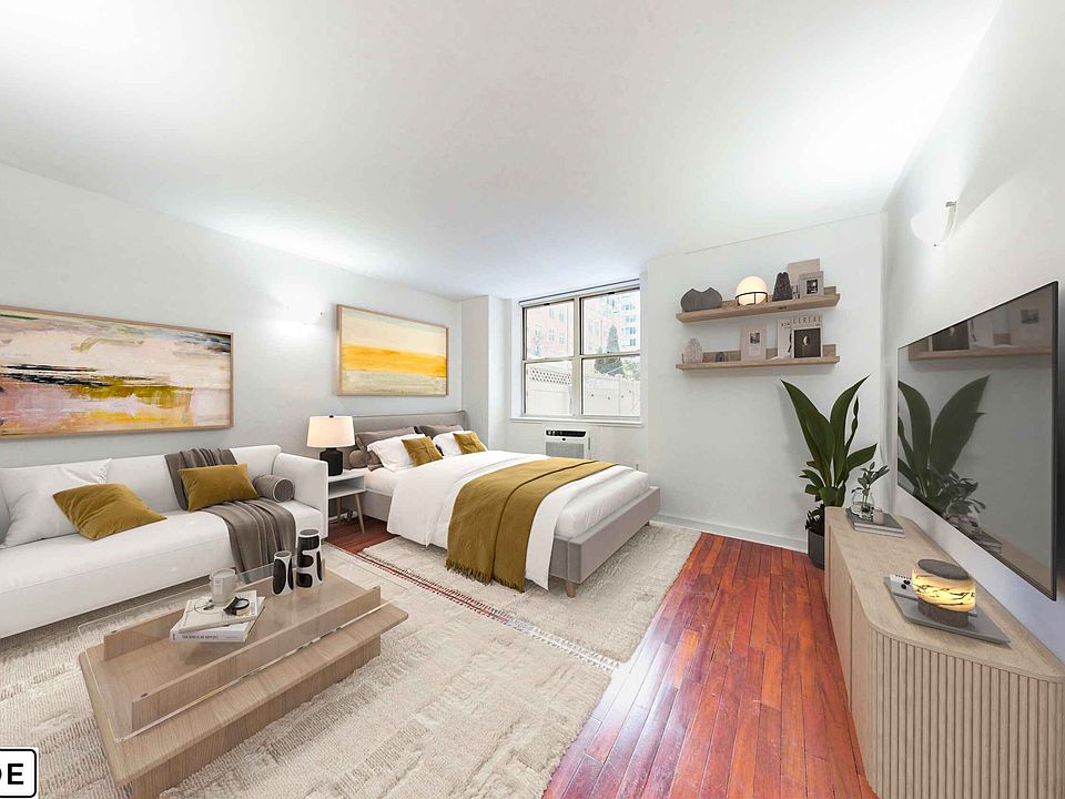 1st image of 444 Manhattan Ave APT 1B