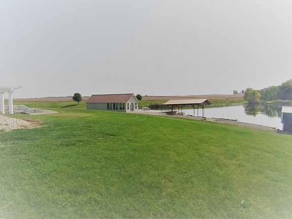 2nd image of 19750 N 1800th Ave