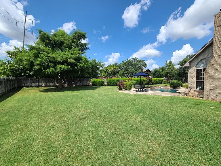 413 Hamptonridge Rd — Photo 49